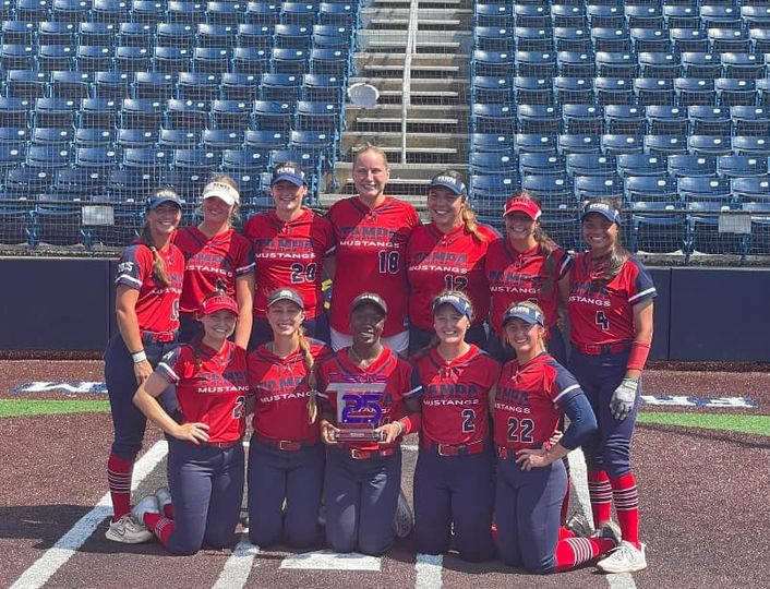 Tampa Mustangs Seymour Dominate 18U Scenic City Top 25 with Perfect Record